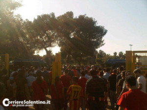 Uslecce_tifosi stadio (1)